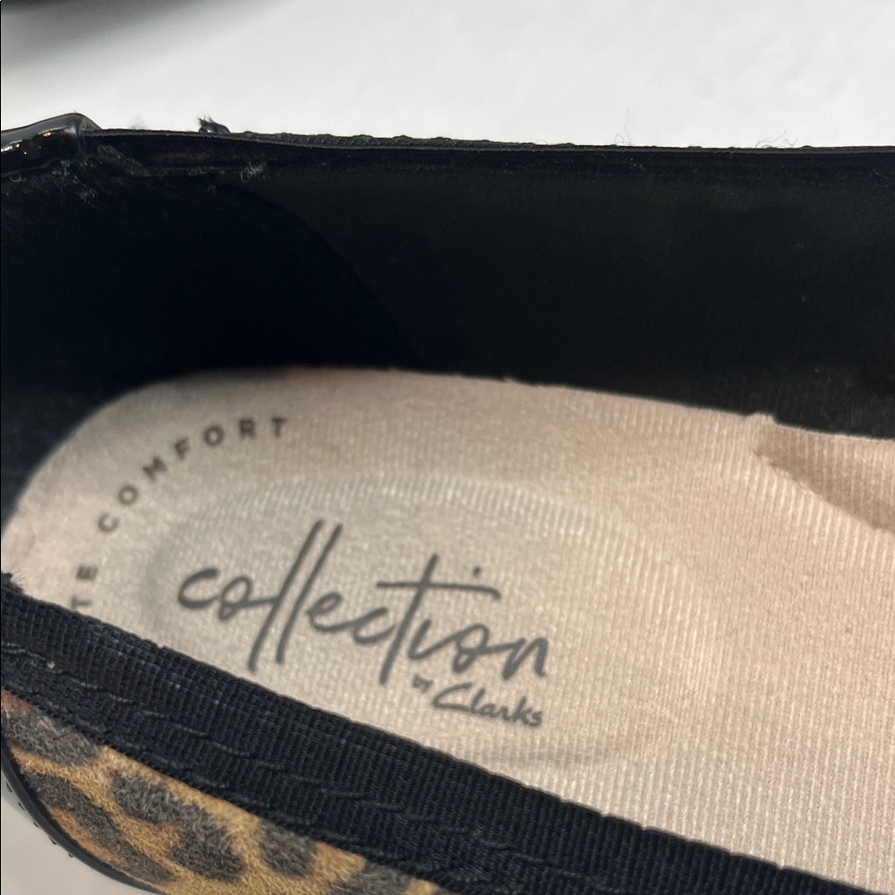 Leopard Print Women's Flats with Black Accents - Picture 4 of 4